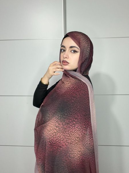 حجاب كويتي نقشة تايجر بيرغندي <br> <span class='text-color-warm'>سيتوفر قريبا❤️</span>