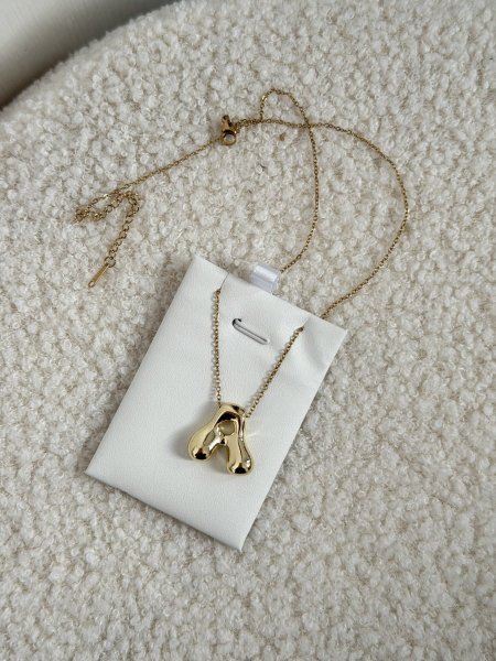 سنسال ذهبي <br> <span class='text-color-warm'>سيتوفر قريبا❤️</span>