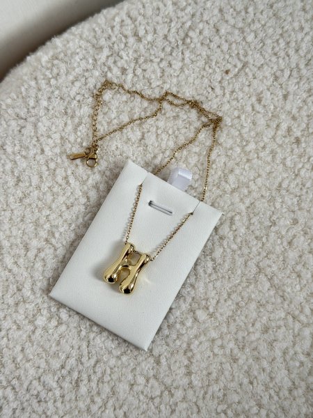 سنسال ذهبي <br> <span class='text-color-warm'>سيتوفر قريبا❤️</span>