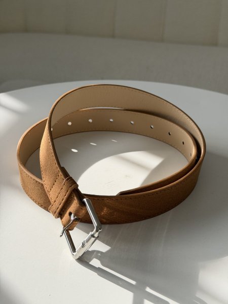 حزام جلد مع قماش باللون العسلي <br> <span class='text-color-warm'>سيتوفر قريبا❤️</span>