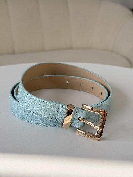 حزام جلد تمساح باللون الازرق <br> <span class='text-color-warm'>سيتوفر قريبا❤️</span>