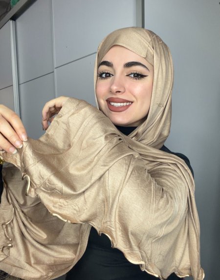 قطني مع كسرات مائل للبني <br> <span class='text-color-warm'>سيتوفر قريبا❤️</span>