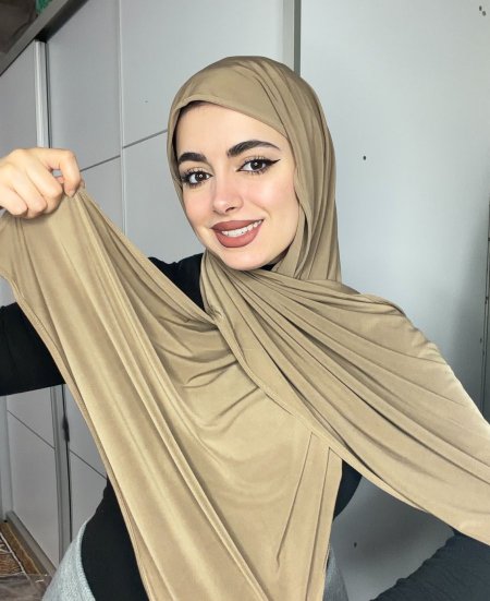 حجاب لايكرا