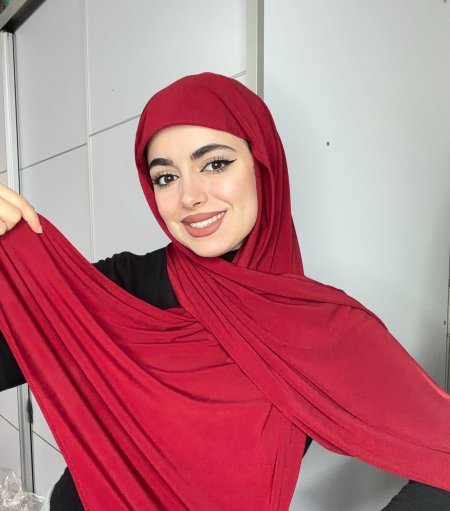 حجاب لايكرا احمر