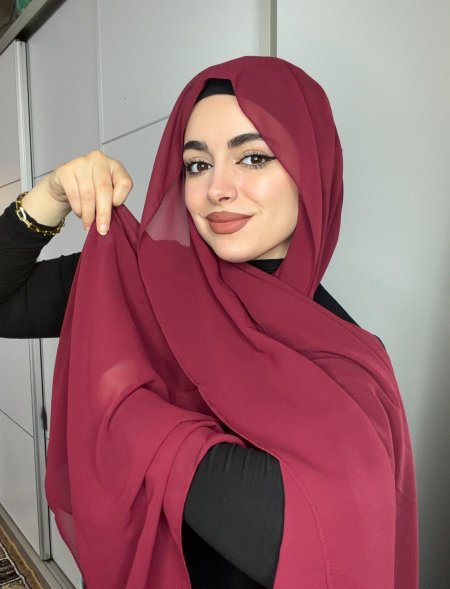 شيفون بيرغندي فاتح