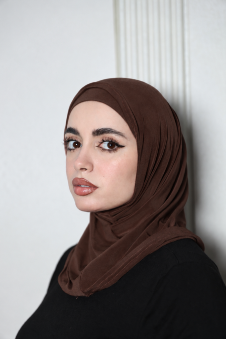 حجاب اميرة قطني بني "قطعتين"