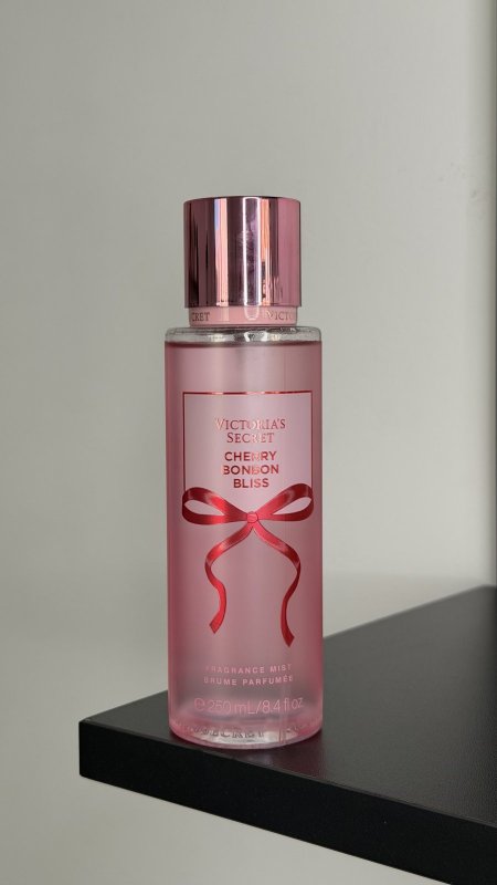 فيكتوريا سيكرت تشيري "كرز" 250ml <br> <span class='text-color-warm'>سيتوفر قريبا❤️</span>