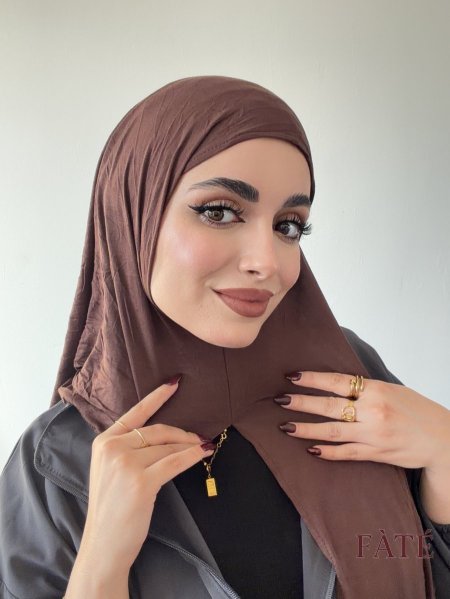 حجاب قطن مسكر من الرقبة